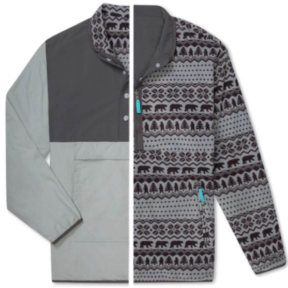 Men’s Chubbies Reversible Sherpa Gray Bear Pullover Medium